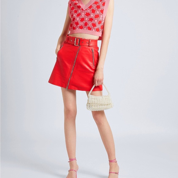 Red 100% Lambskin Leather Biker Mini Skirt with Belt and Zip Details - Picture 3 of 5